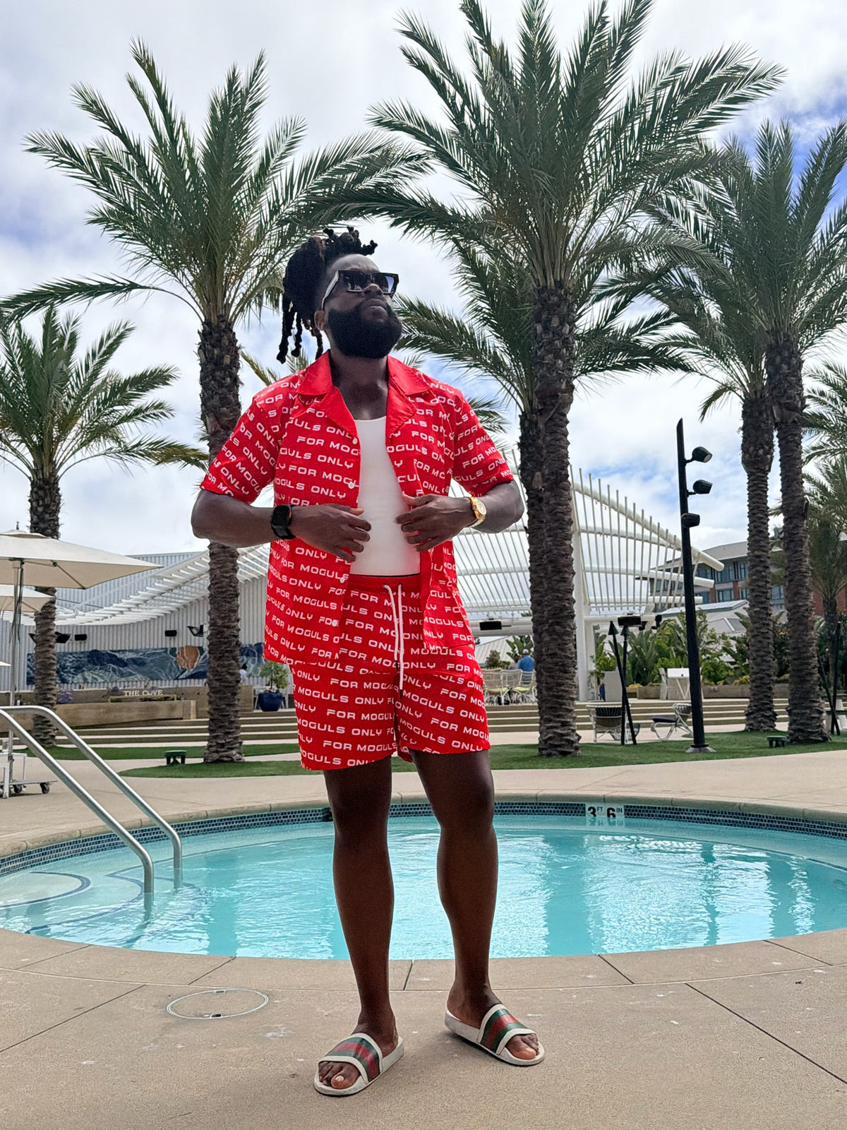 FMO® Satin Resort Set – Red
